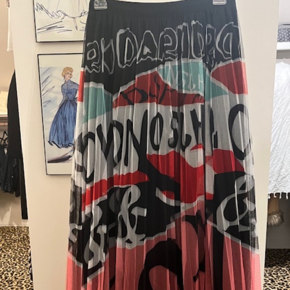 COOLEST skirt EVER!!!  Chiffon A-line skirt with graffiti (s/m) NWOT